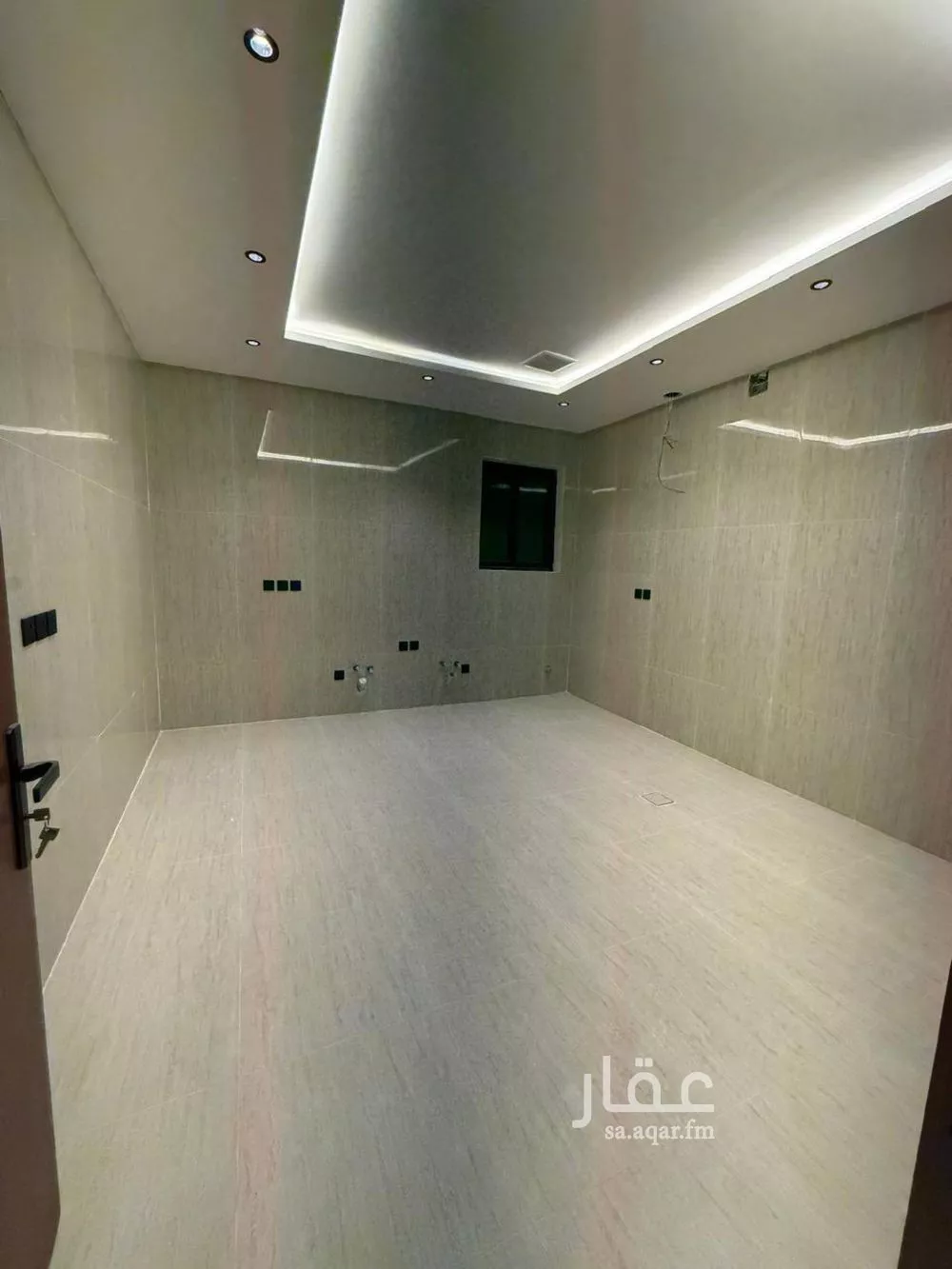 8 bedroom villa in Al Mahdiyyah 2