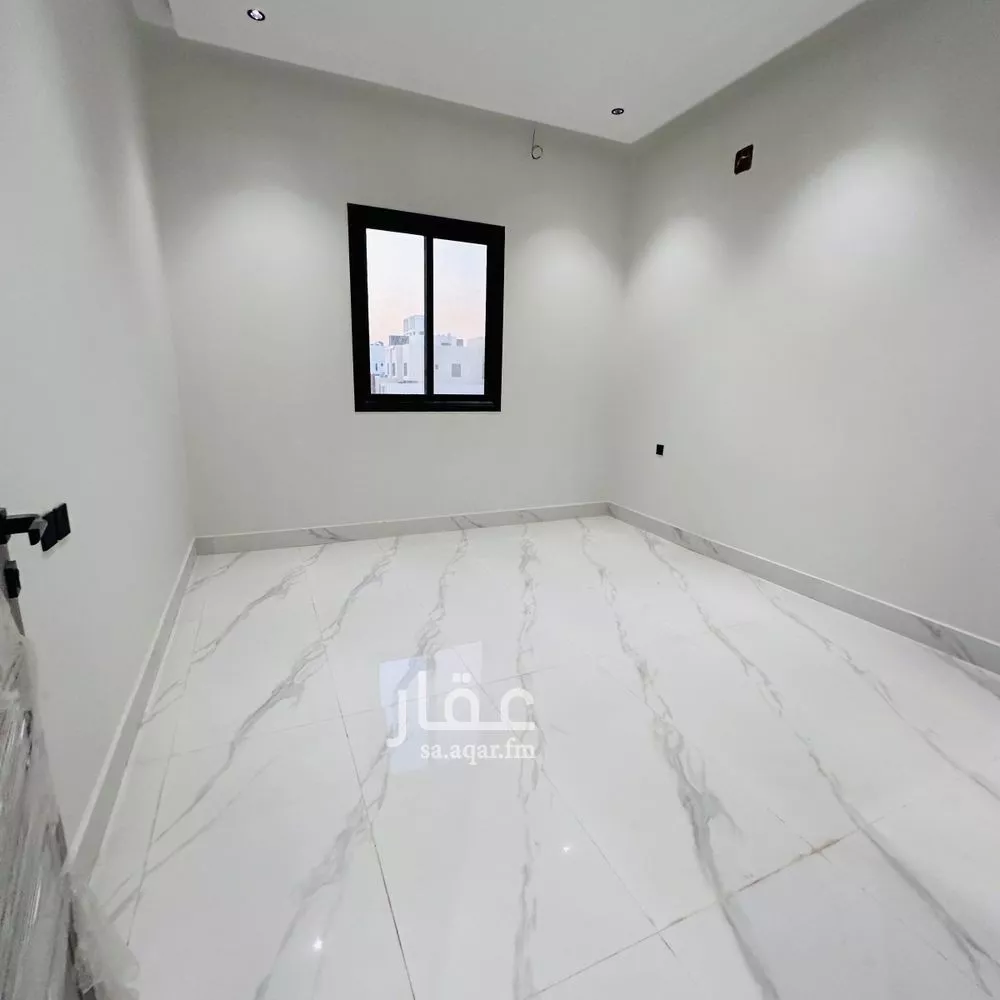 9 bedroom villa in Dhahrat Namar, Riyadh 11