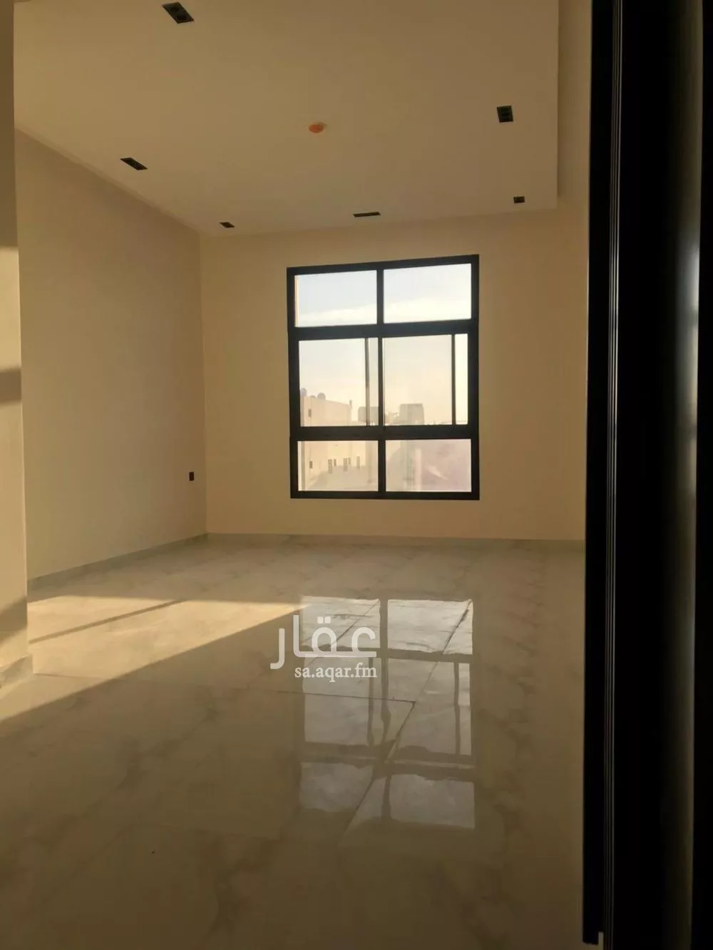 شقة 4 غرف في الزهرة 4