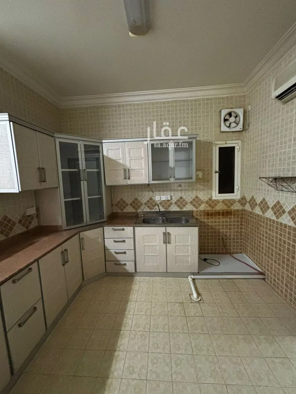 3 bedroom apartment in Al Izdihar 5