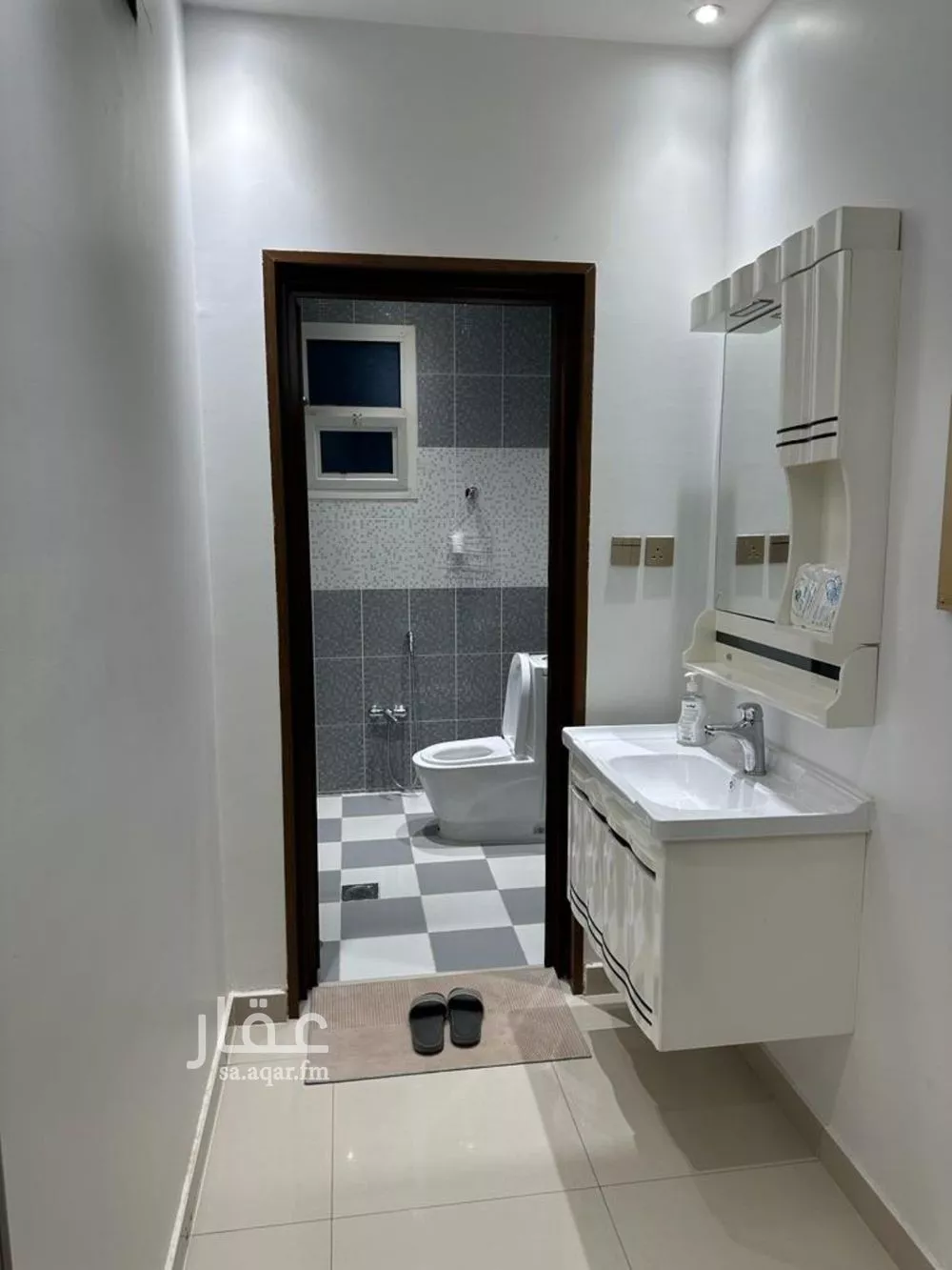 شقة 3 غرف في الملقا 3