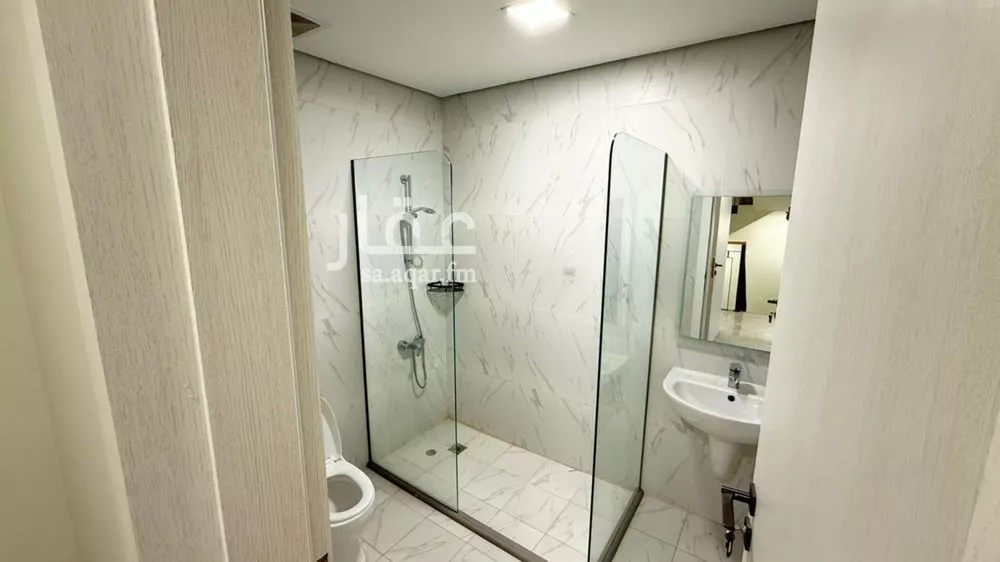 فيلا 6 غرف في النرجس 1