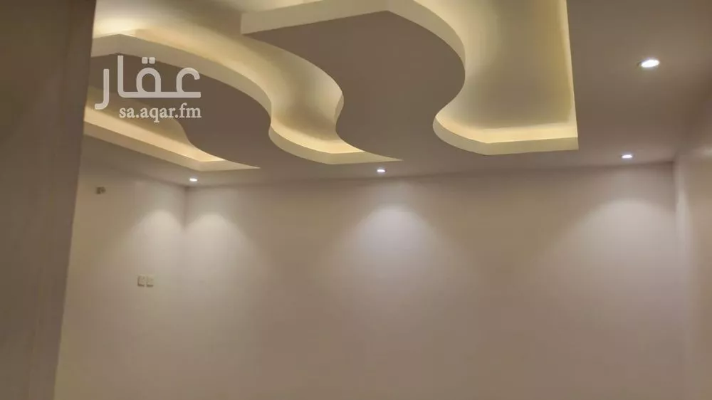 3 bedroom apartment in Al Malqa 2