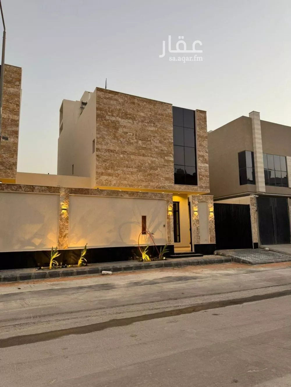 فيلا 4 غرف في النرجس 1