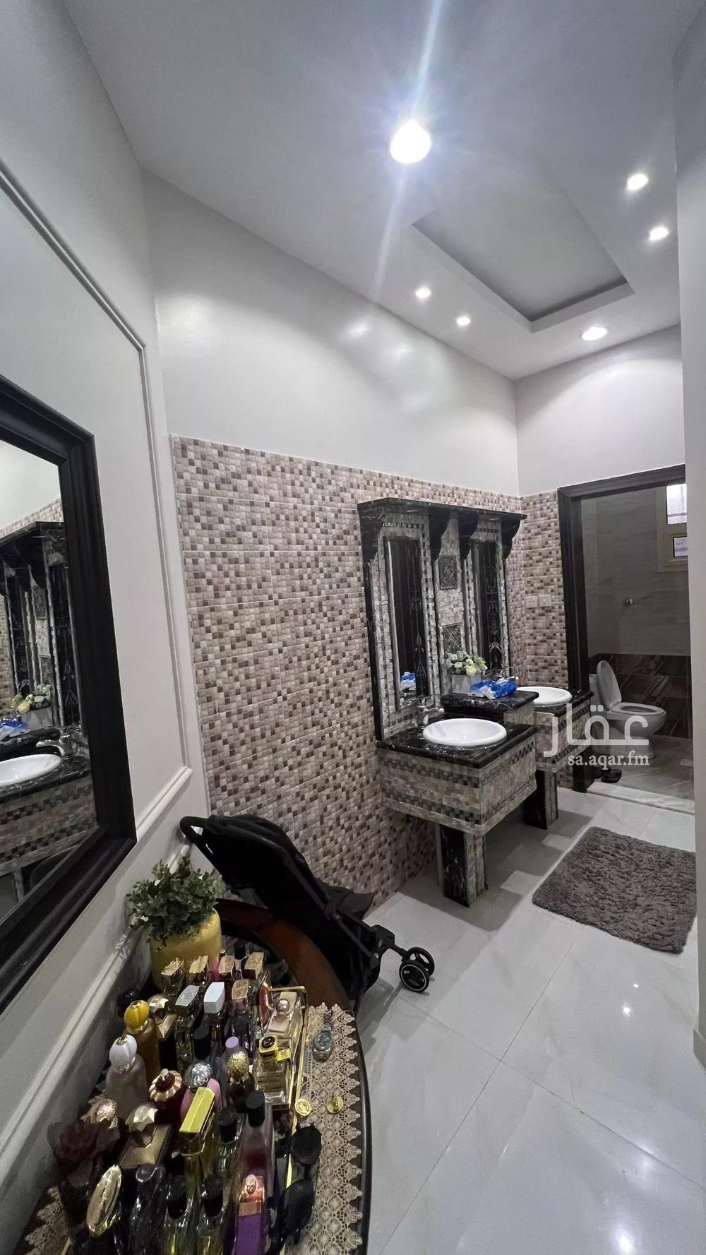 فيلا 7 غرف في العارض 2