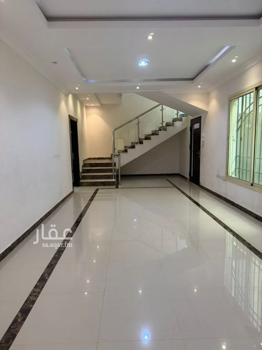 فيلا 5 غرف في طويق 4