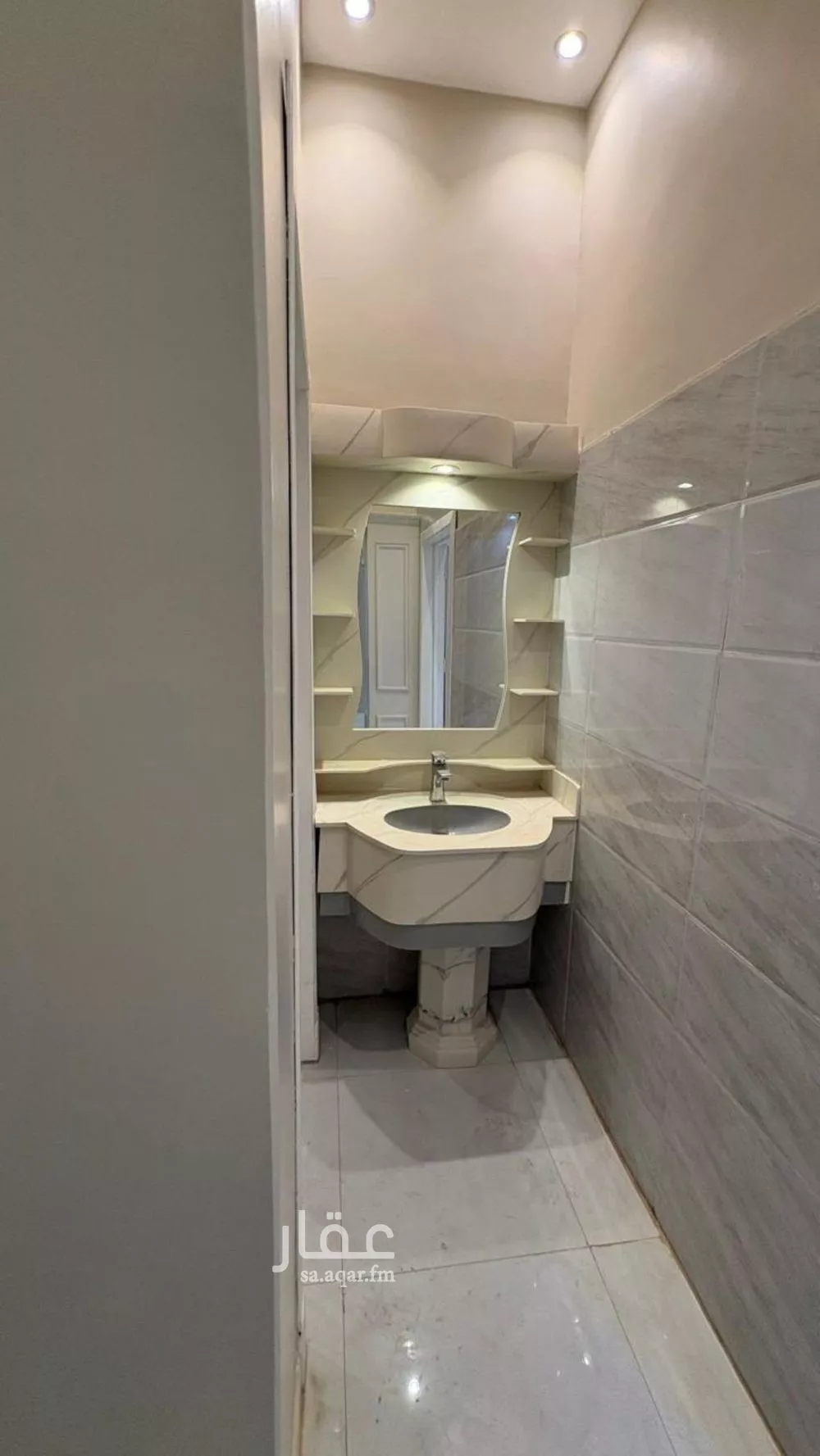 6 bedroom villa in Al Mahdiyyah, Riyadh 14