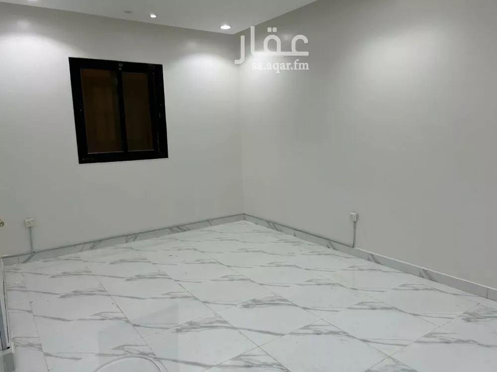 3 bedroom floor in Al Rimal 2