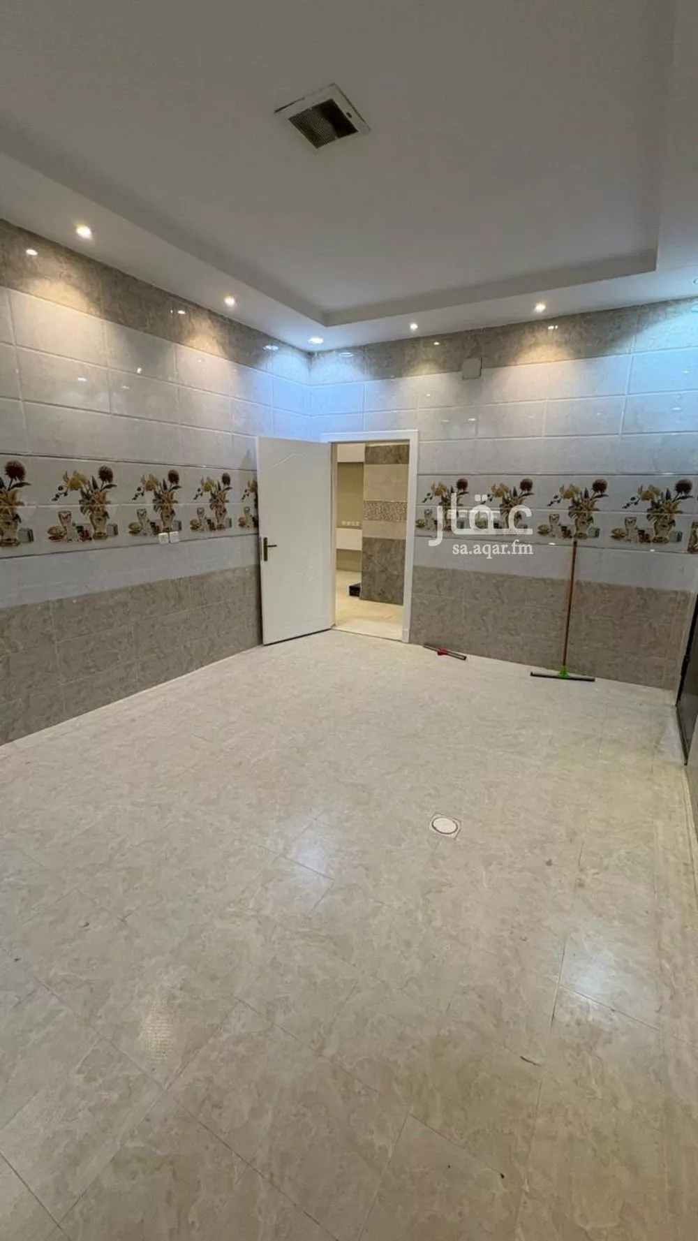 6 bedroom villa in Al Mahdiyyah, Riyadh 24