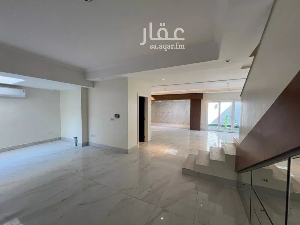 6 bedroom villa in Al Yasmin 2