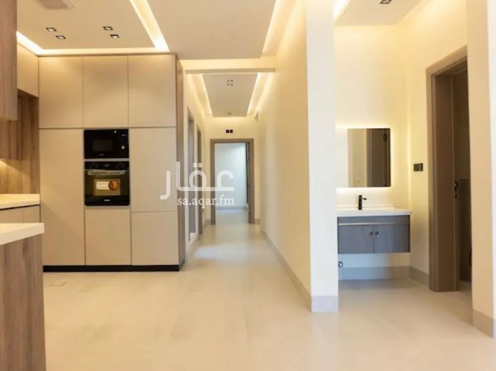 4 bedroom floor in Al Aridh 2