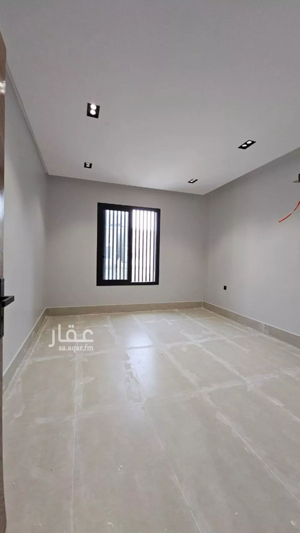 فيلا 5 غرف في عكاظ 3