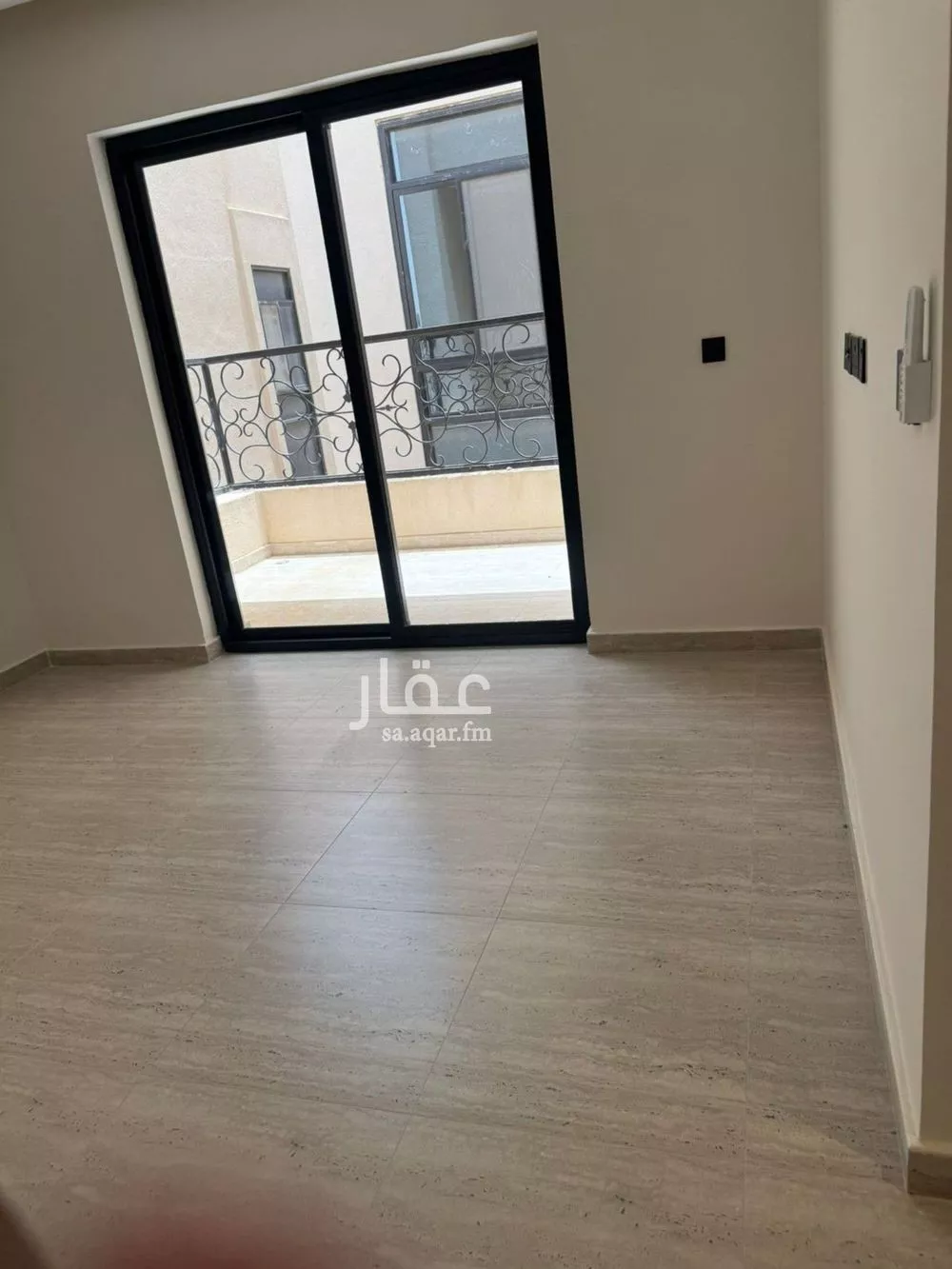 شقة 3 غرف في النرجس 1