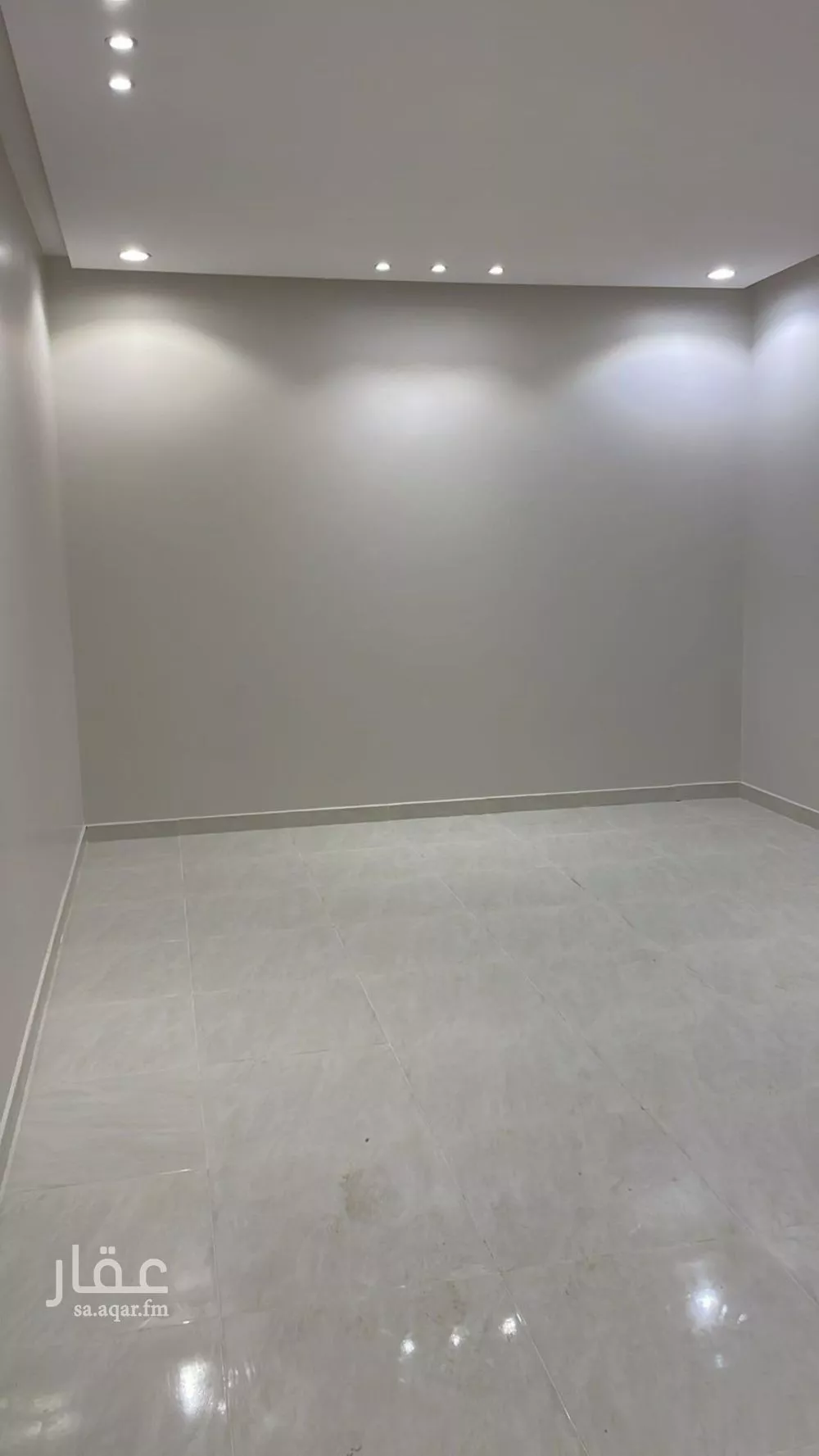 شقة 3 غرف في عكاظ 3