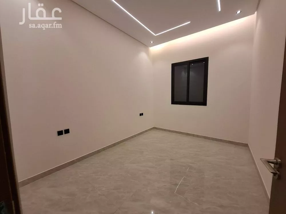 4 bedroom apartment in Badr, Riyadh 4