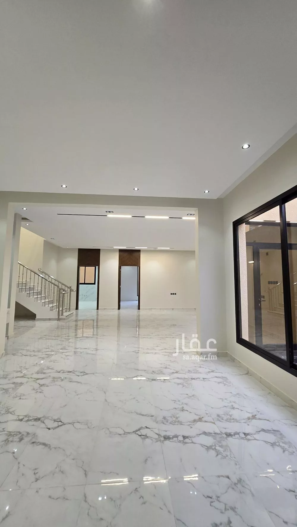 فيلا 12 غرف في طويق 5