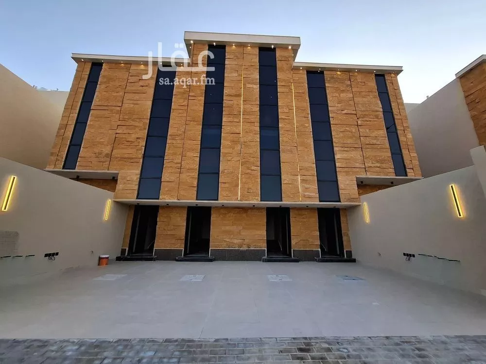 دور 3 غرف في عكاظ