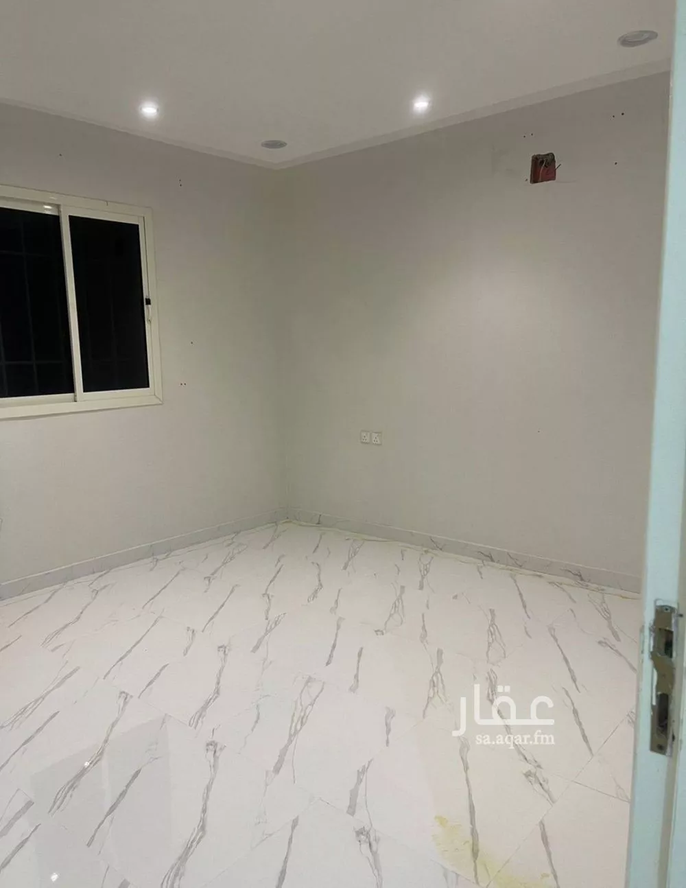 3 bedroom floor in Tuwaiq 1