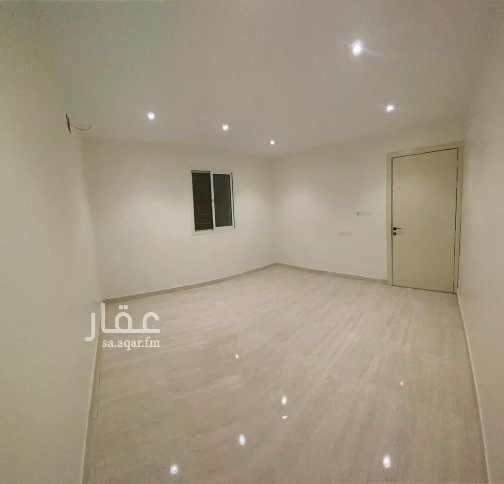 3 bedroom floor in Al Rimal 2