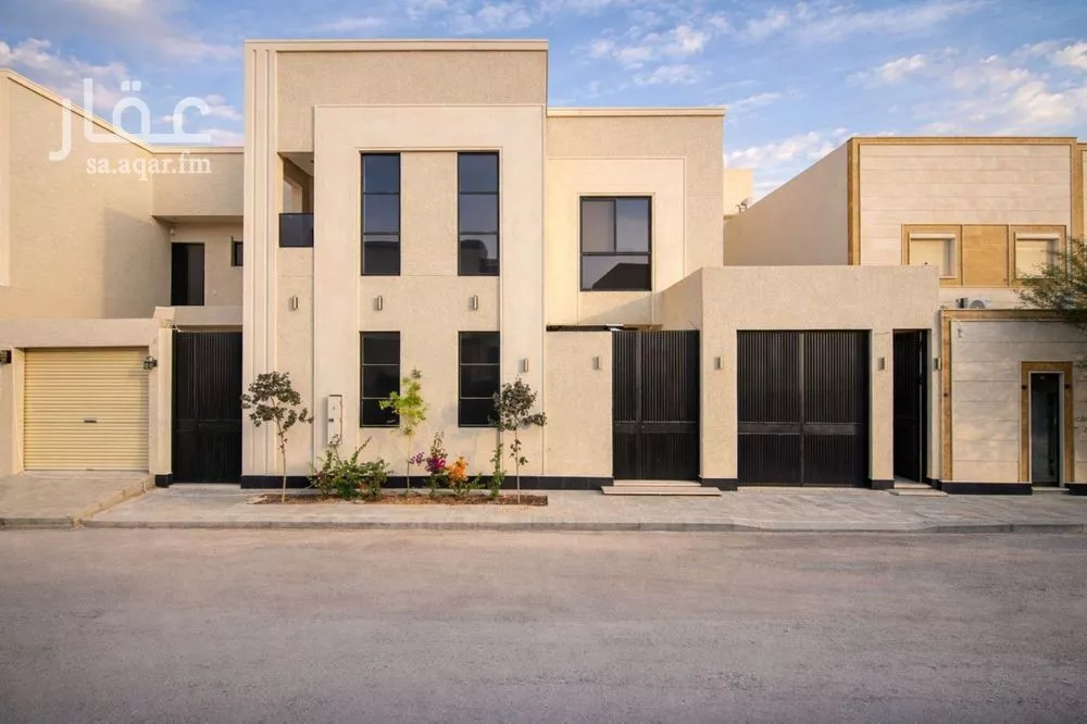 6 bedroom villa in Al Mahdiyyah 1