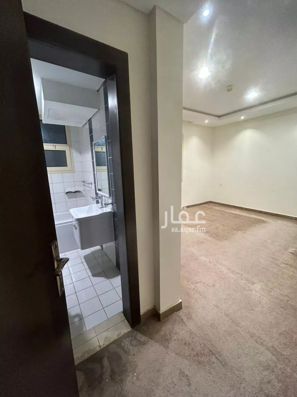 شقة 5 غرف في الملقا 1