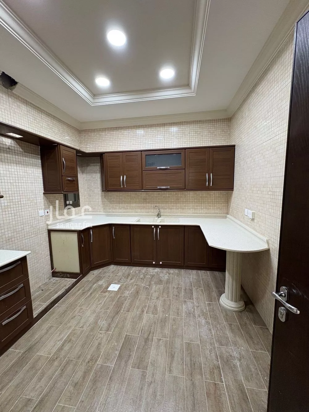 شقة 4 غرف في الياقوت، جدة 26