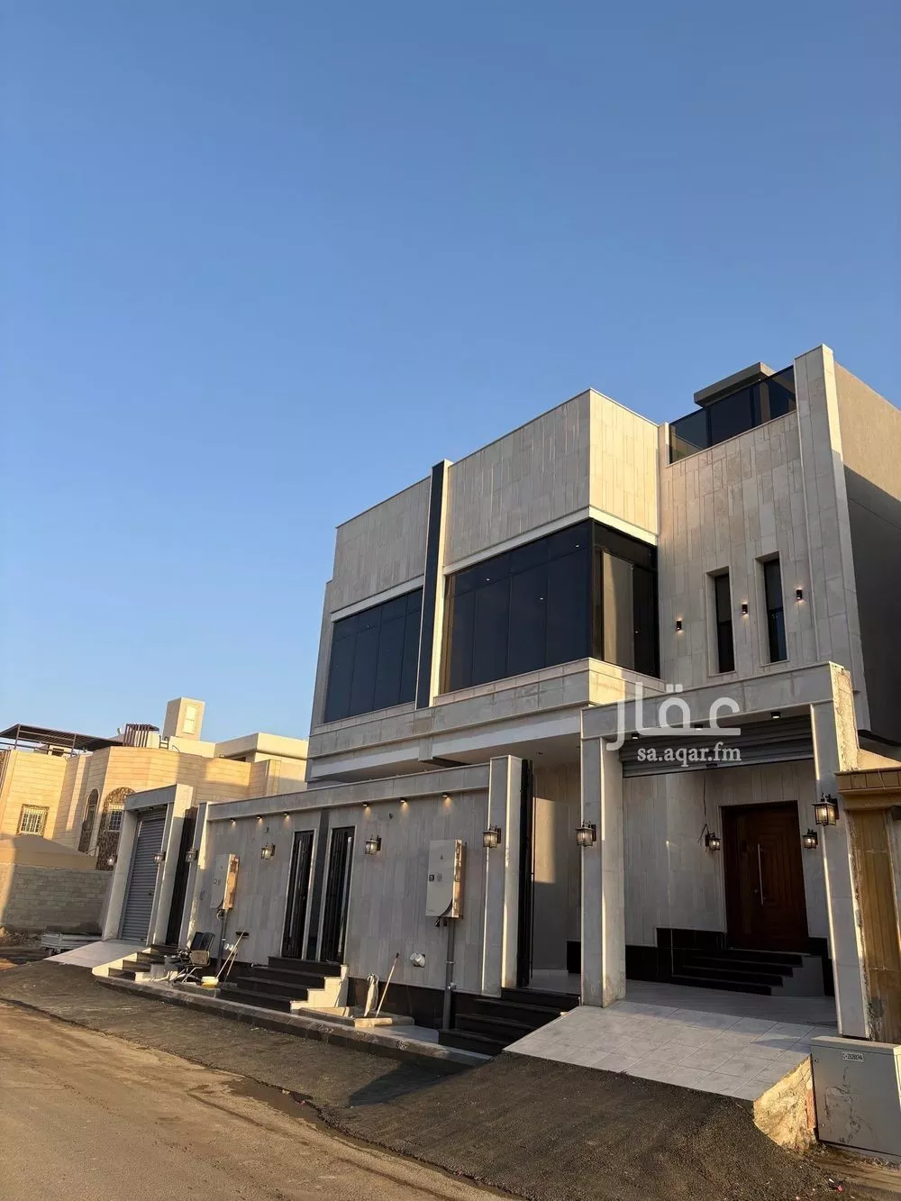 فيلا 8 غرف في الصوارى 3