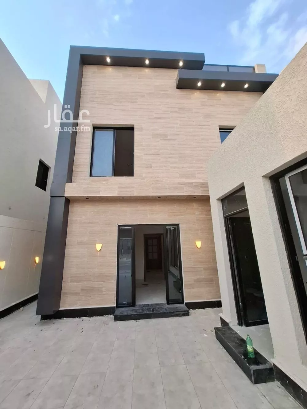 فيلا 9 غرف في الامواج