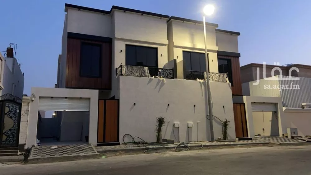 فيلا 8 غرف في الصواري