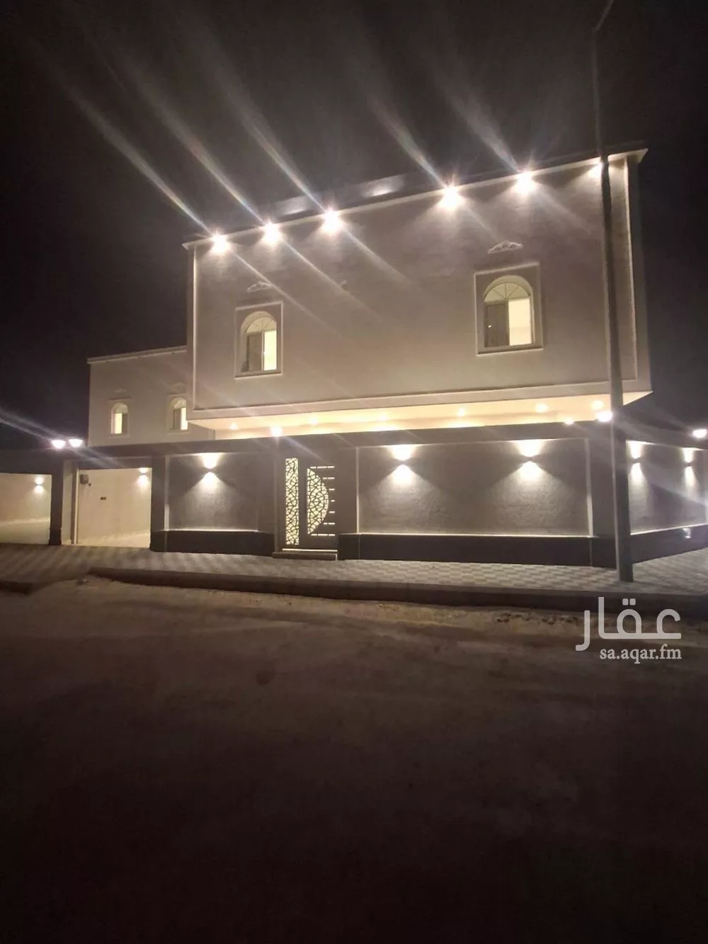 8 bedroom villa in Al Lulu