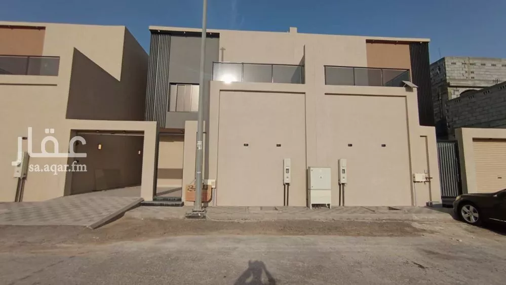 فيلا 7 غرف في الامواج