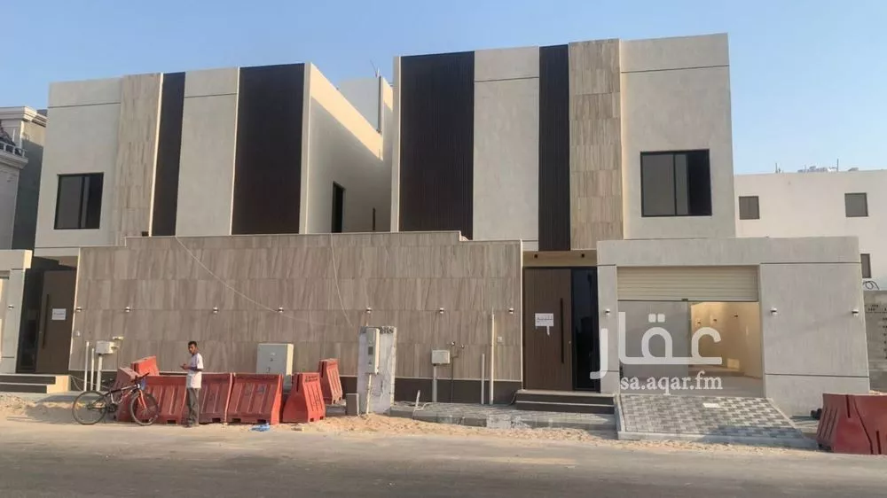 فيلا 9 غرف في الصواري