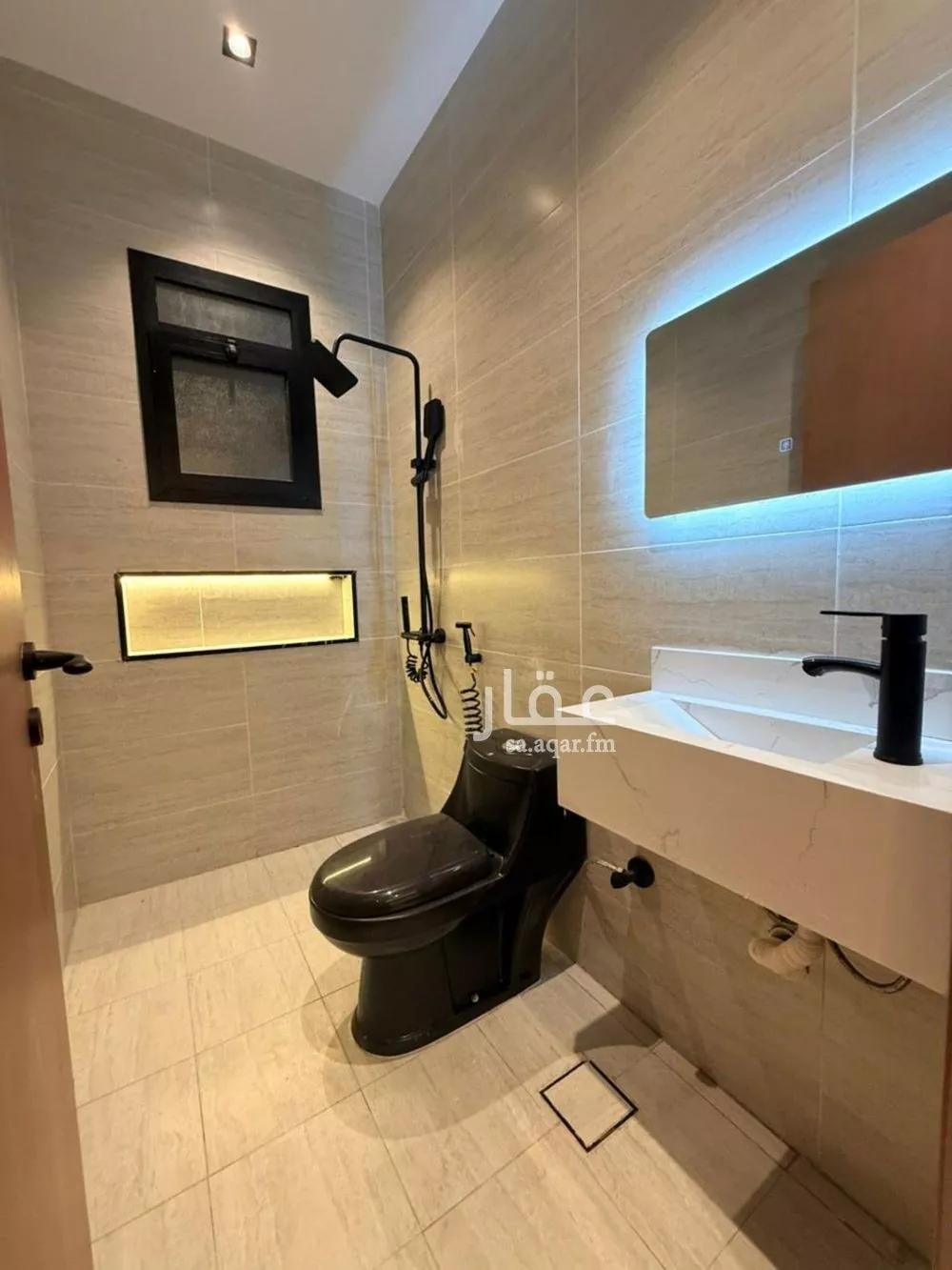 شقة 3 غرف في النزهة 3