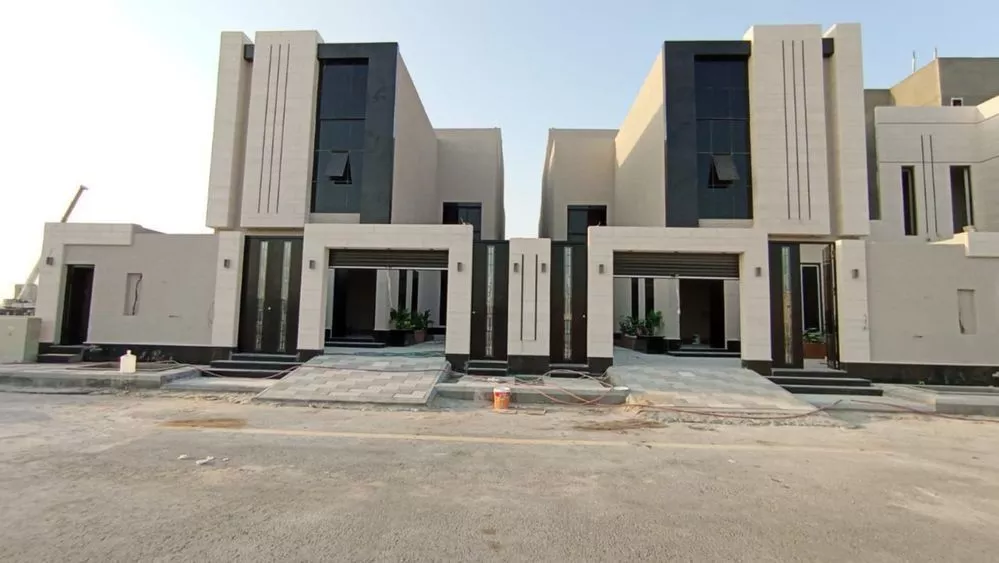 فيلا 9 غرف في الصواري