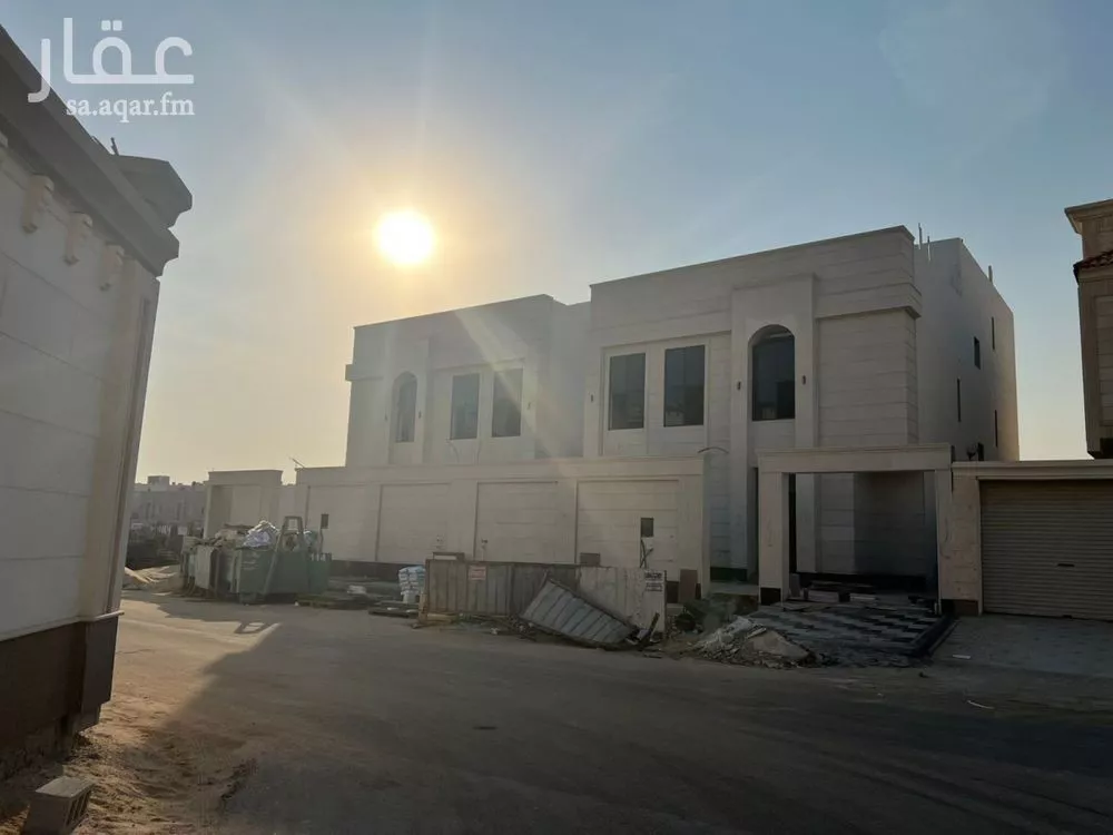 فيلا 8 غرف في الصواري