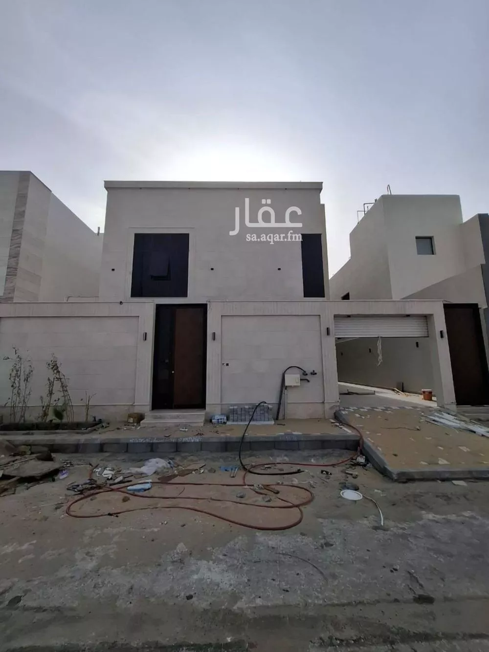 فيلا 9 غرف في الامواج