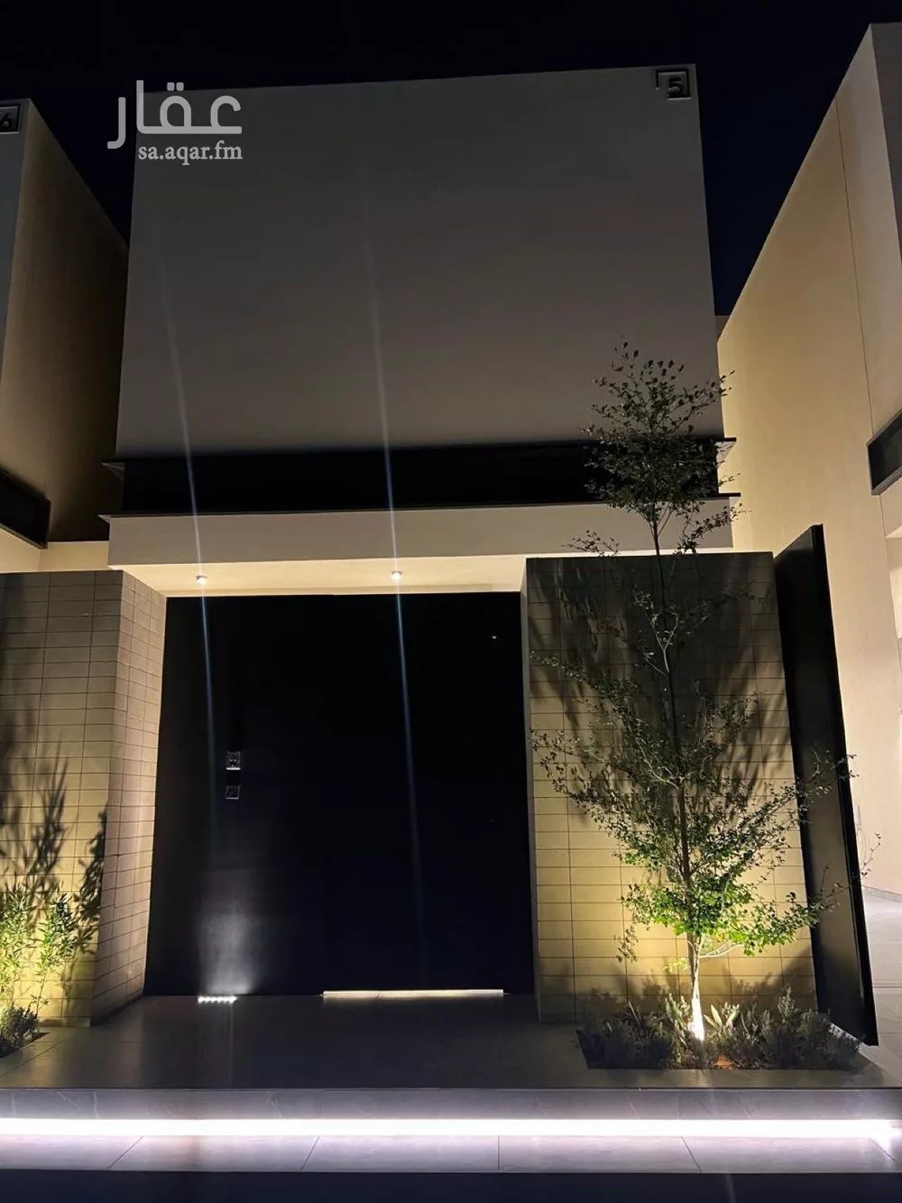 5 bedroom villa in Al Narjis 4