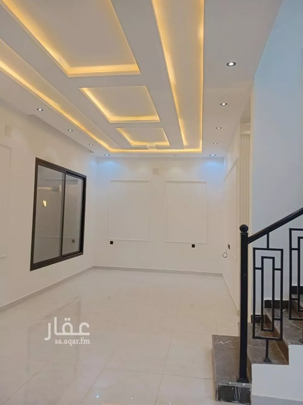 فيلا 4 غرف في الجنادرية 1