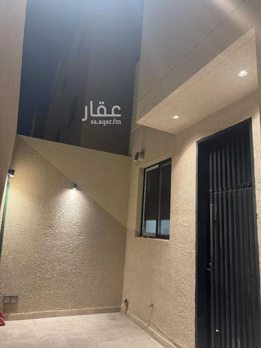 فيلا 6 غرف في النرجس 4