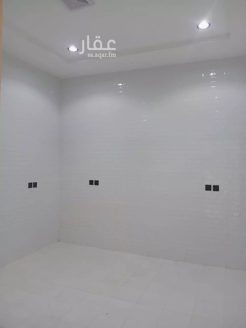 فيلا 4 غرف في الجنادرية 2