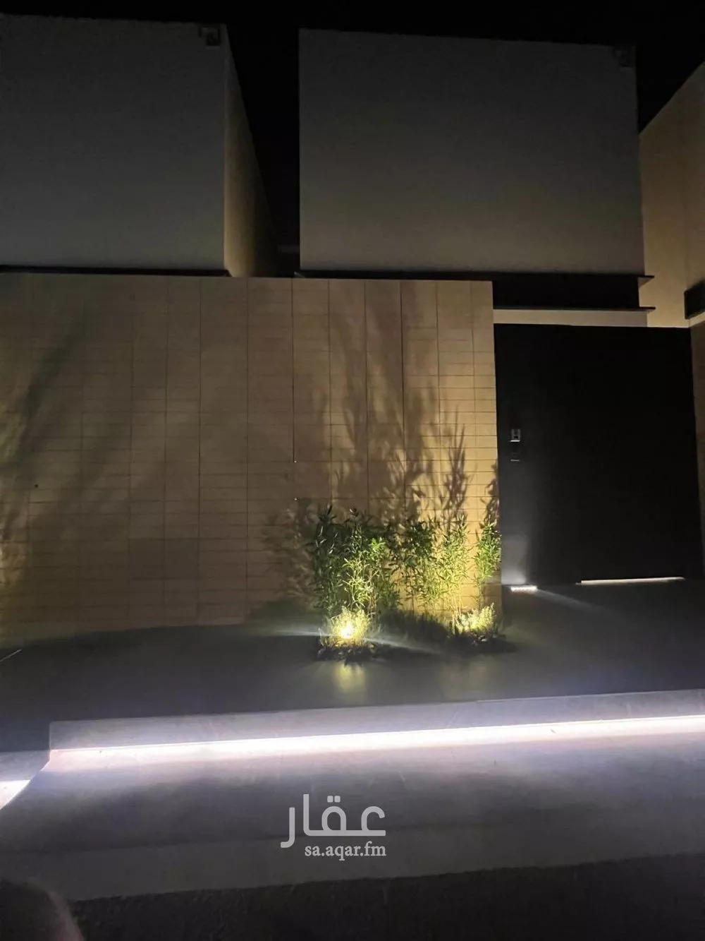 5 bedroom villa in Al Narjis 5