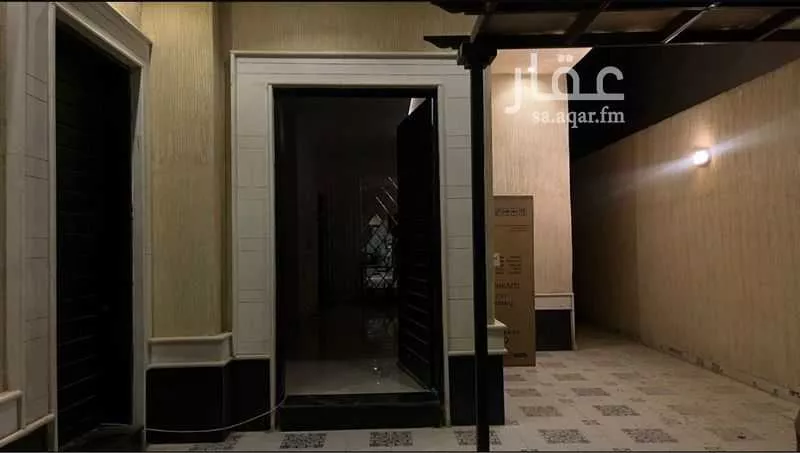 فيلا 12 غرف في الرمال 5