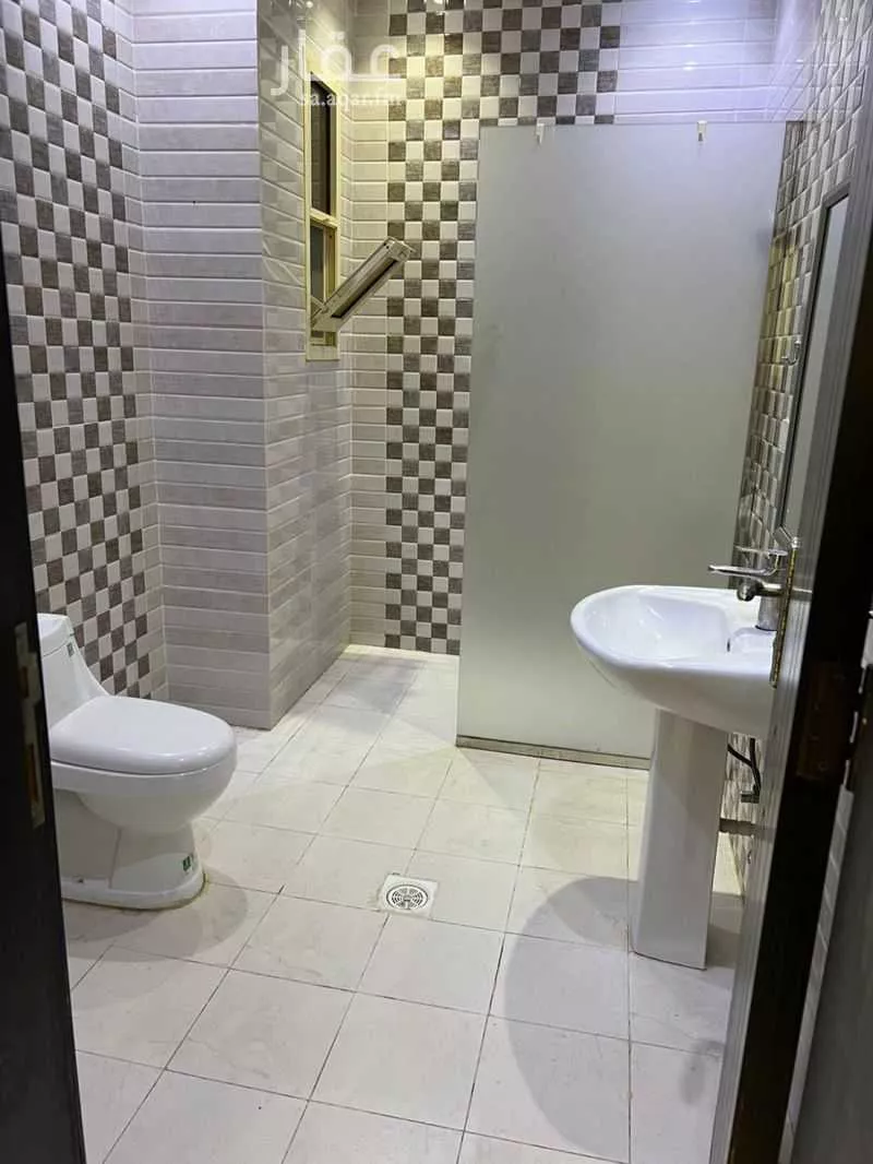 شقة 5 غرف في الزهراء 4