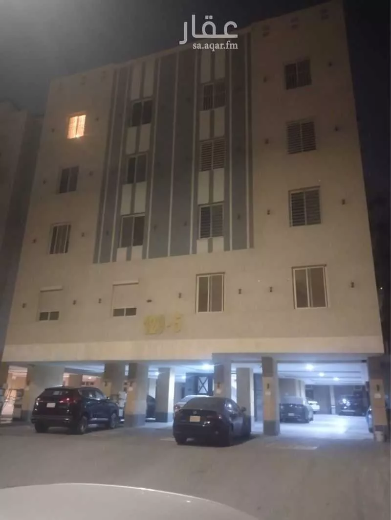 شقة 4 غرف في الواحة 2