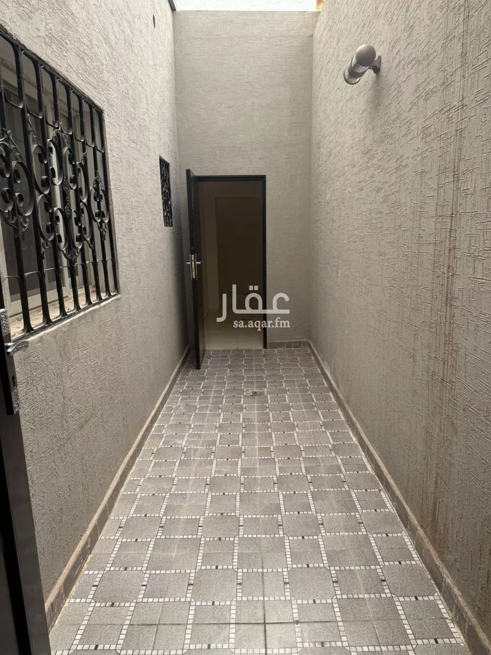 دور 4 غرف في العارض 2