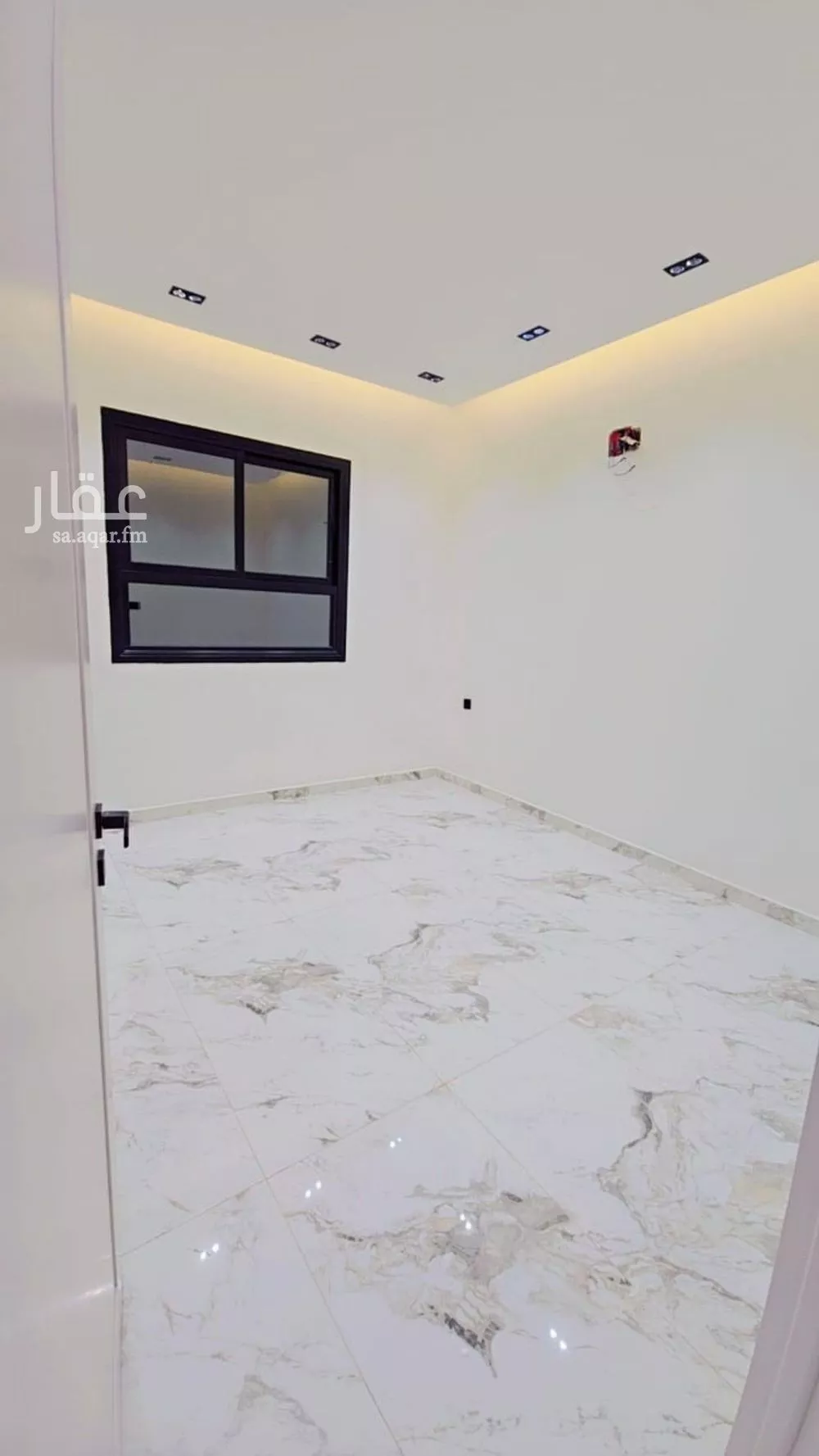 فيلا 6 غرف في النرجس 3