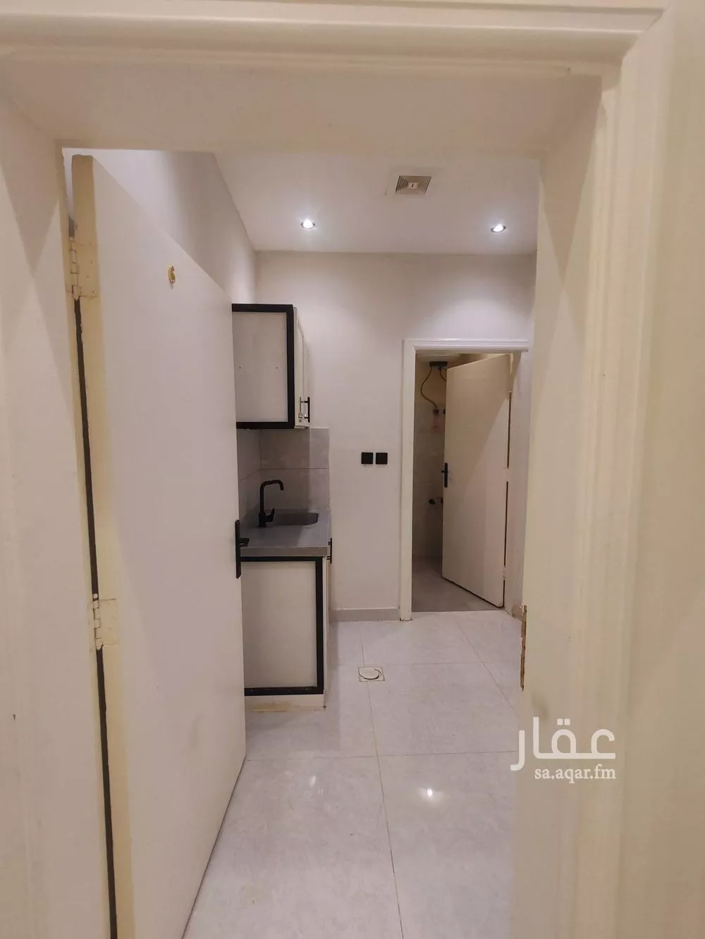 شقة 1 غرف في الخليج 4