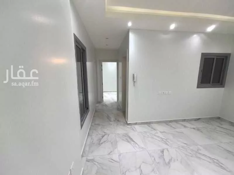 شقة 3 غرف في العارض 1