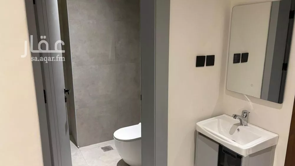 3 bedroom apartment in Al Aridh 5