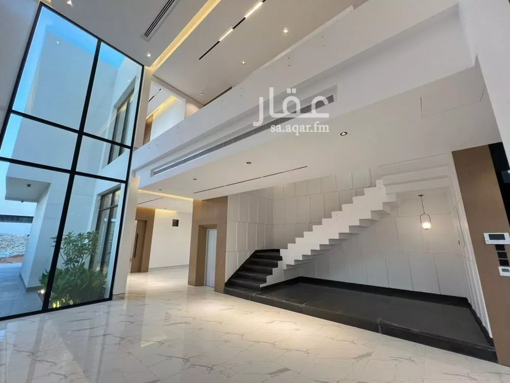 5 bedroom villa in Al Narjis 4